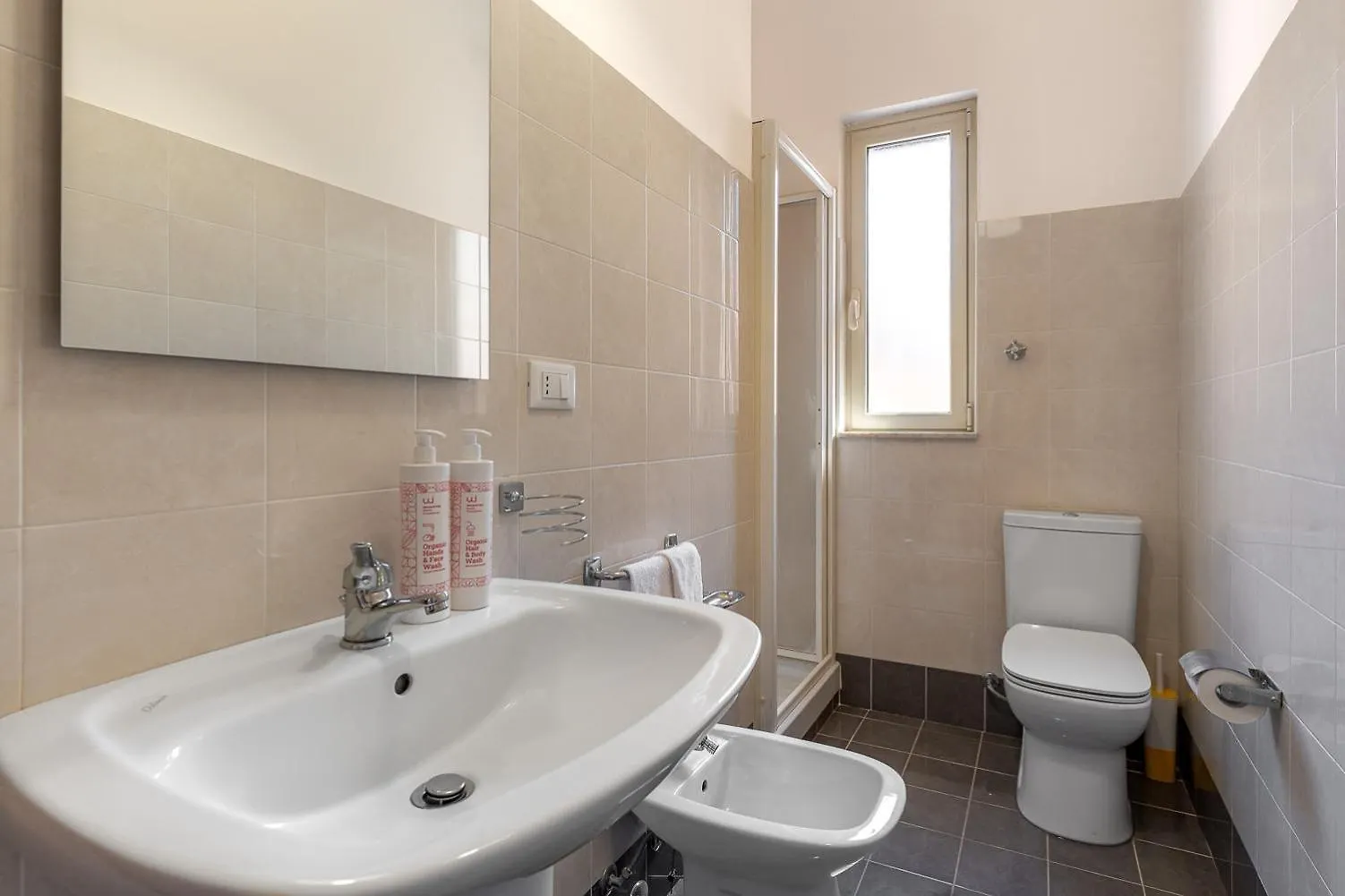 Ierone Apartment With Balcony By Wonderful Italy 锡拉库扎