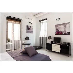 Arizzi S House Apartament